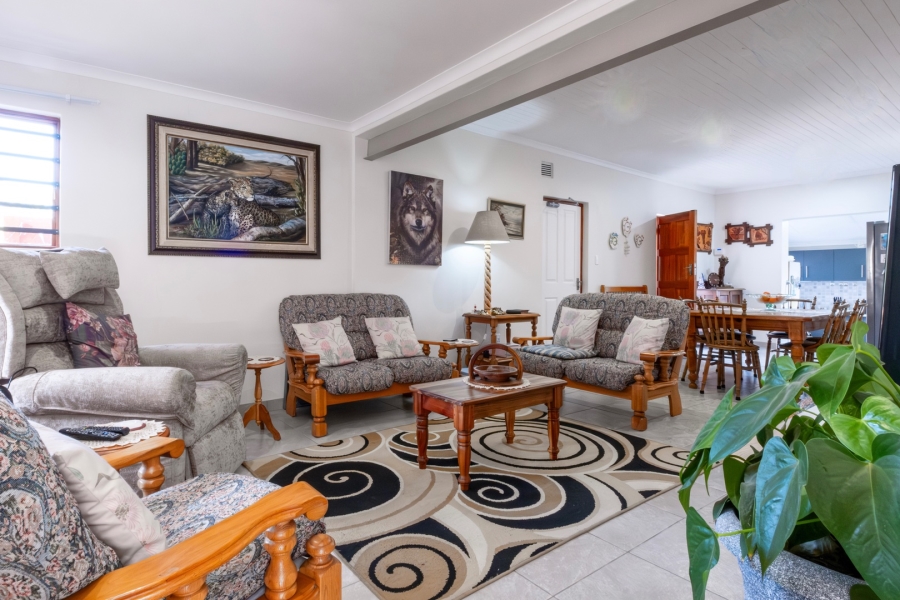 3 Bedroom Property for Sale in Heatherlands Western Cape